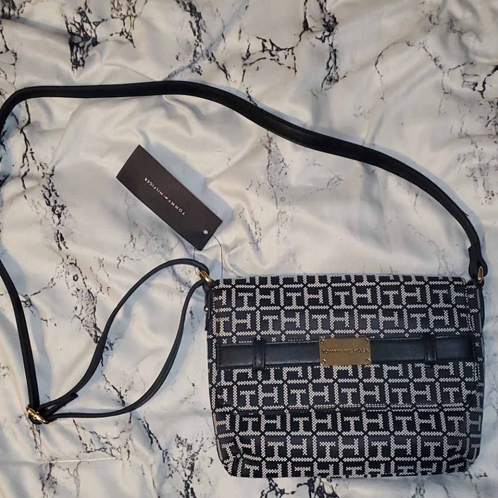 Crossbody purse